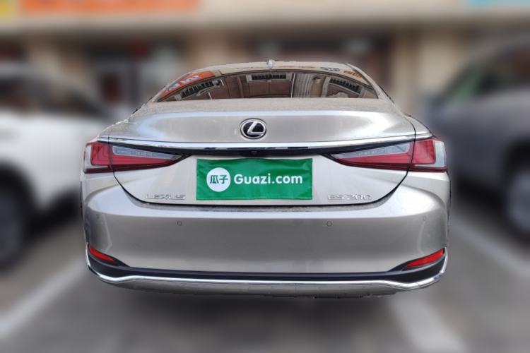 Used Lexus ES 2024 200 Premium Edition Rear