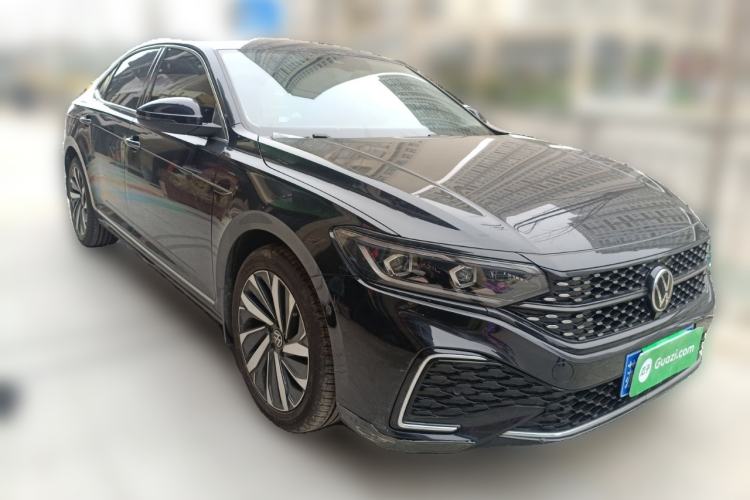 Used Volkswagen Passat 2022 330TSI Starry Luxury Edition