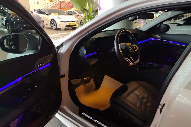 Used BMW i5 2024 eDrive 35L Luxury Model with M Sport Package