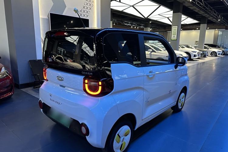 Used Chery New Energy QQ Ice Cream 2022 170km Sundae Phosphate Lithium-Ion