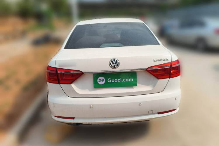 Used Volkswagen Lavida 2013 Revised Classic 1.6L Automatic Fashion Edition