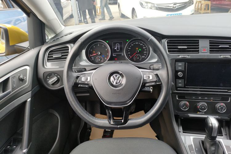 Used Volkswagen Golf 2019 280TSI DSG Comfort Version China V Standard
