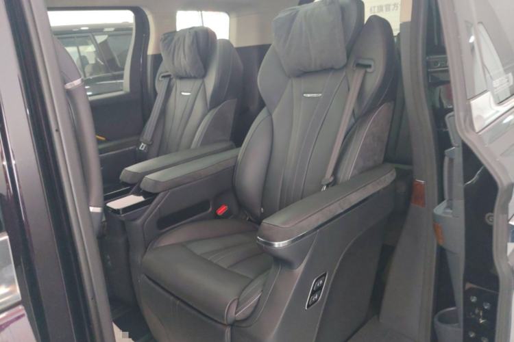 Used Hongqi HQ9 PHEV 2024 2.0T Four-Wheel Drive Luxury Edition Left Rear Seat