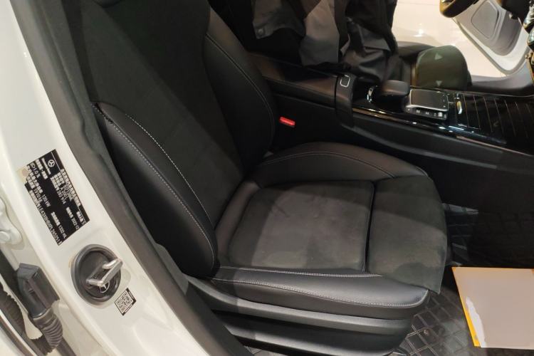 Used Mercedes-Benz A-Class 2022 Revised Version A 200 L Sport Sedan Fashionable Style Right Front Seat