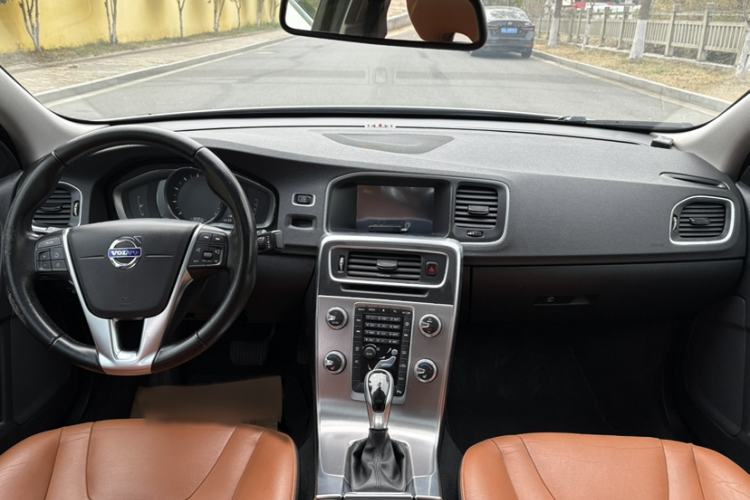 Used Volvo S60 2017 S60L T4 Smart Range Edition