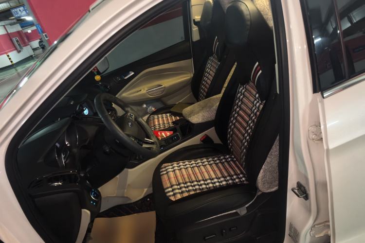 Used Ford Kuga 2017 EcoBoost 245 Four-Wheel Drive Titanium Edition Left Front Seat