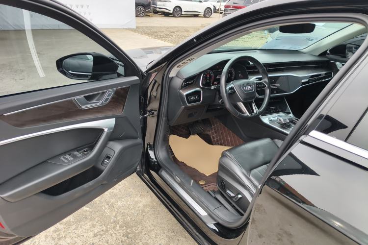 Used Audi A6L 2023 45 TFSI Prestige Elegant Edition
