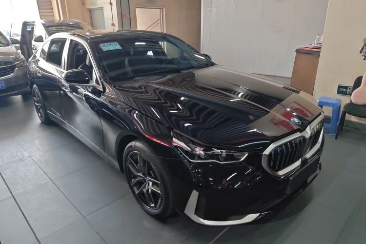 Used BMW i5 2024 eDrive 35L Luxury Package
