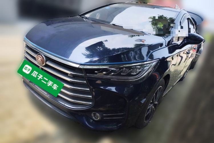 Used BYD Song MAX 2018 1.5T Automatic Smart Connect Elite Model with 6 Seats