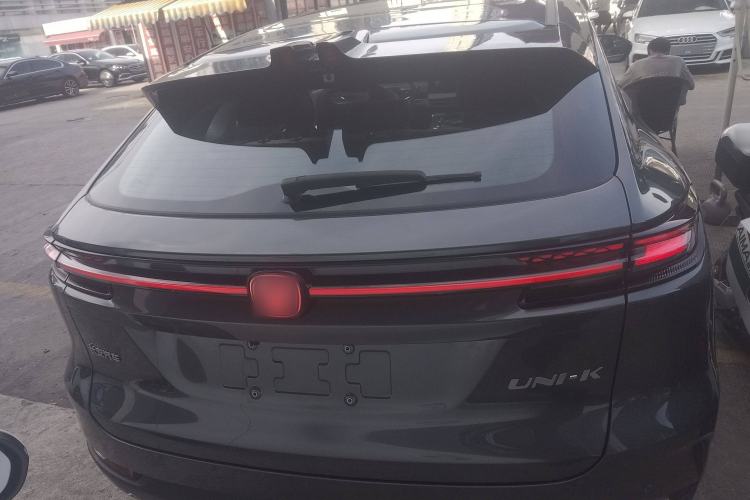 Used Changan UNI-K iDD 2024 ZhiDian iDD 1.5T 135km Smart Leading Model