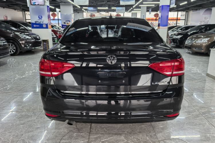 Used Volkswagen Lavida 2015 1.6L Automatic Comfort Edition