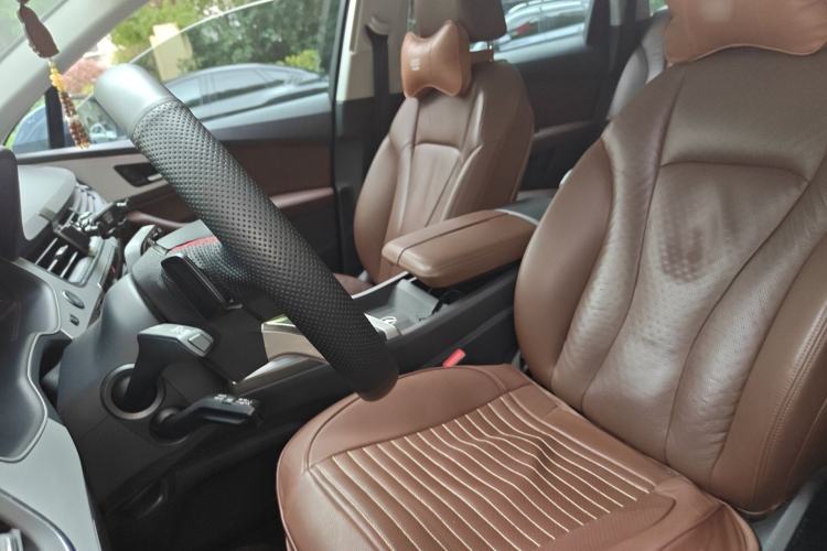 Used Audi Q7 2016 40 TFSI Comfort Model Left Front Seat