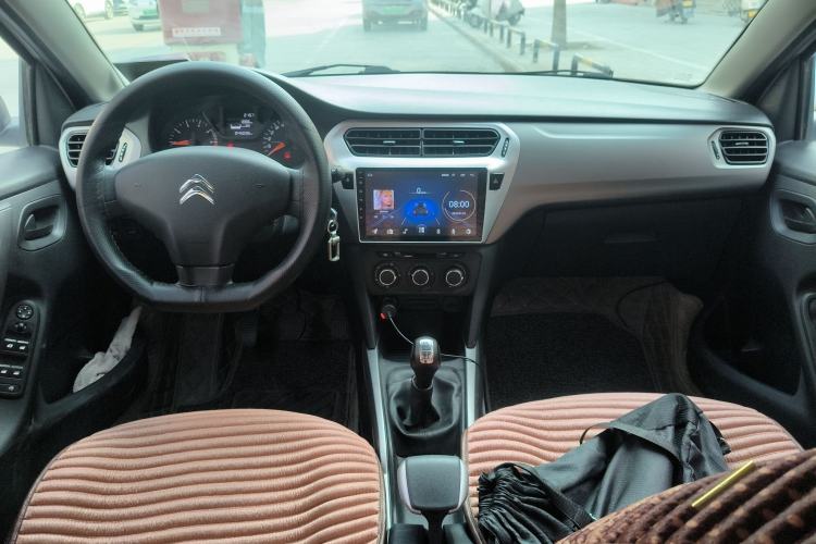 Used Citroen Elysee 2018 1.6L Manual Fashion Edition Center Console