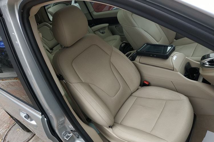 Used Mercedes-Benz V-Class 2016 V 260 L Prestige Extended Edition