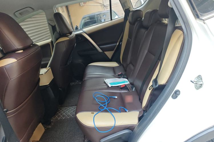 Used Toyota RAV4 2013 2.0L CVT Two-Wheel Drive Urban Edition