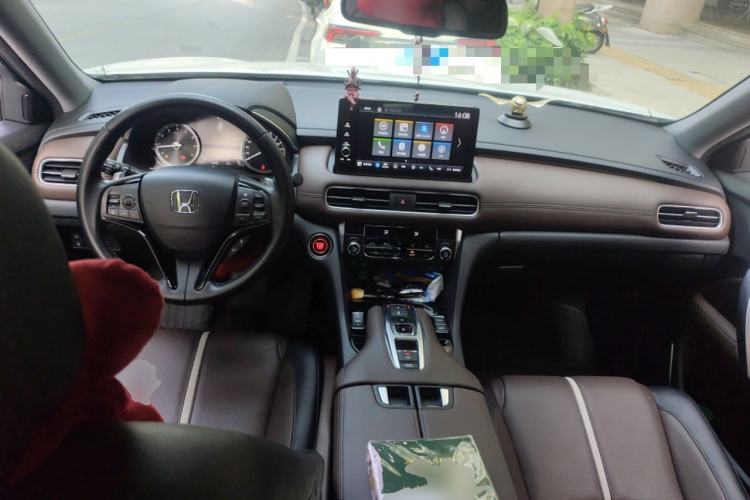 Used Honda UR-V 2024 370TURBO Four-Wheel Drive Deluxe Edition
