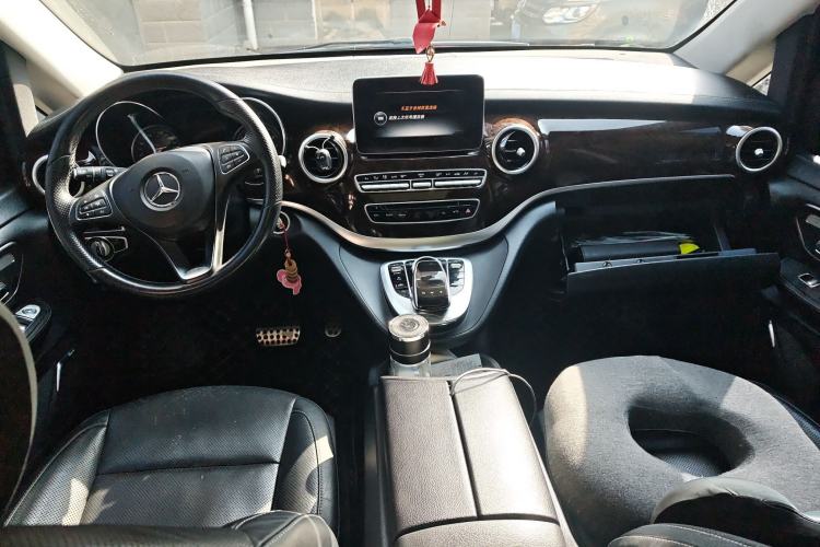 Used Mercedes-Benz V-Class 2018 V 260 L Prestige Extended Version China V
