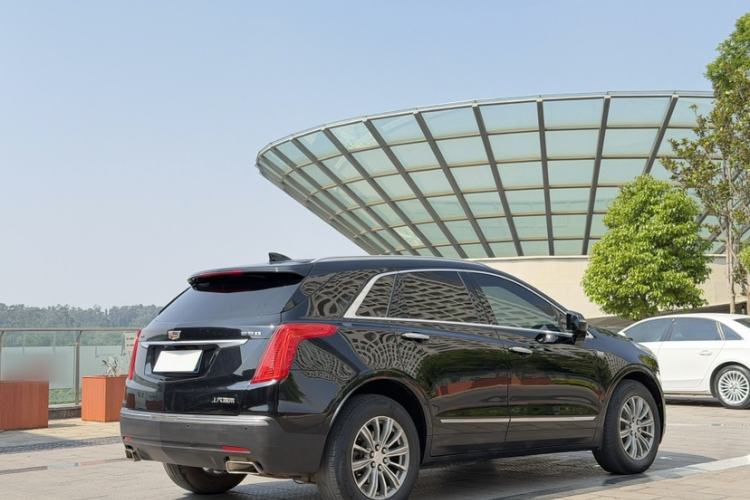 Used Cadillac XT5 2018 25T Luxury Model