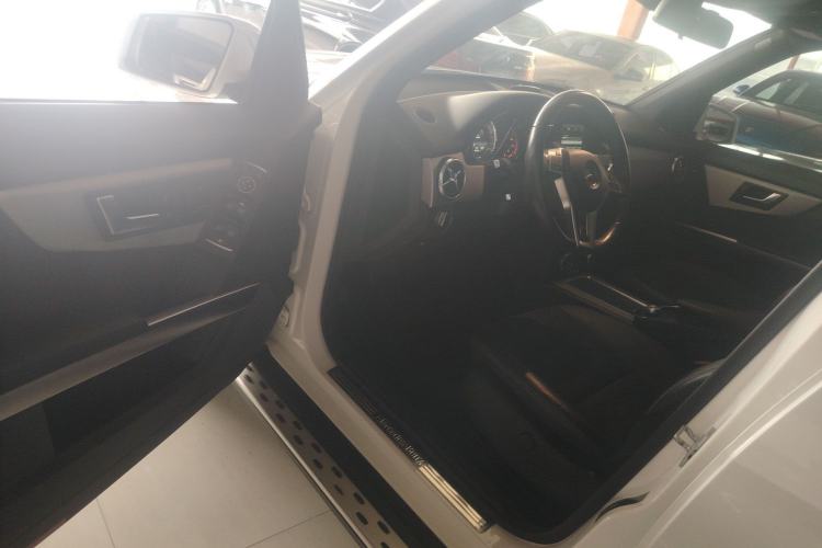 Used Mercedes-Benz GLK-Class 2015 GLK 260 4MATIC Dynamic Edition Ultimate Version
