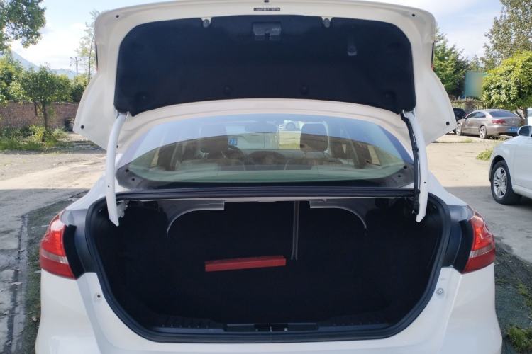 Used Ford Focus 2015 Sedan 1.6L Manual Comfort Model