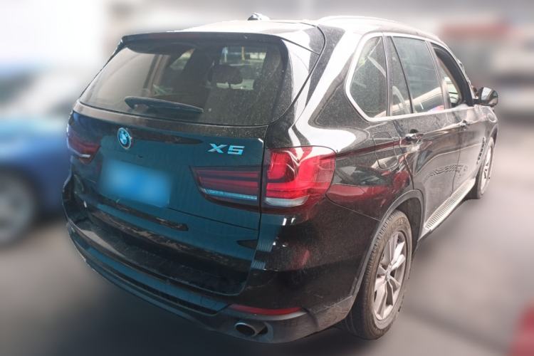 Used BMW X5  Rear Right 45 Deg