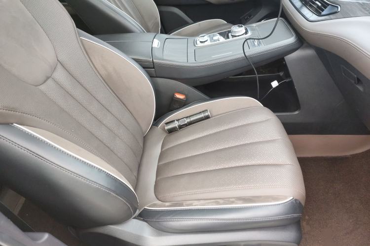 Used Ford Equator 2023 EcoBoost 225 Premier 7-Seater (2/3/2)
