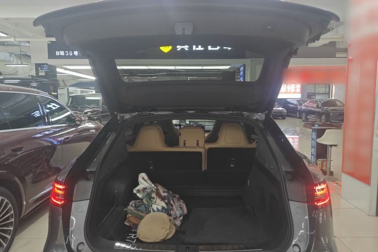 Used Hima Luxeed R7 2026 Model Range-Extending Ultra