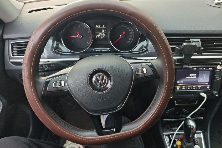 Used Volkswagen C-TREK 2020 1.5L Automatic Comfort Model Steering Wheel