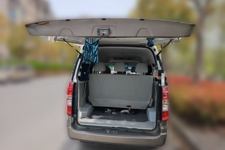 Used Jinbei New Hiace X30L 2016 1.5L Wealth Edition DLCG14 Trunk