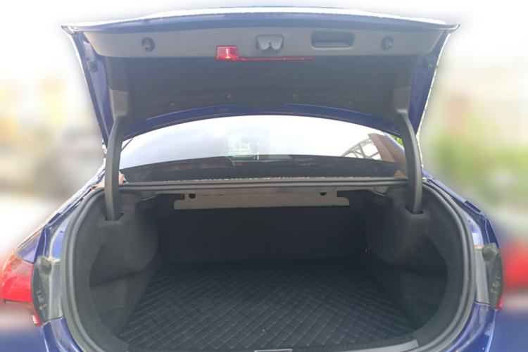 Used Mercedes-Benz A-Class 2020 Restyled A 200 L Sport Sedan Fashion Version Trunk