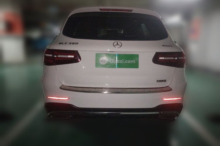 Used Mercedes-Benz GLC 2018 GLC 260 4MATIC Luxury Model
