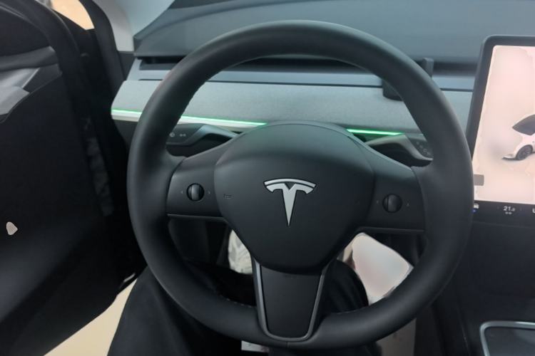 Used Tesla Model Y 2024 Rear-Wheel-Drive Version