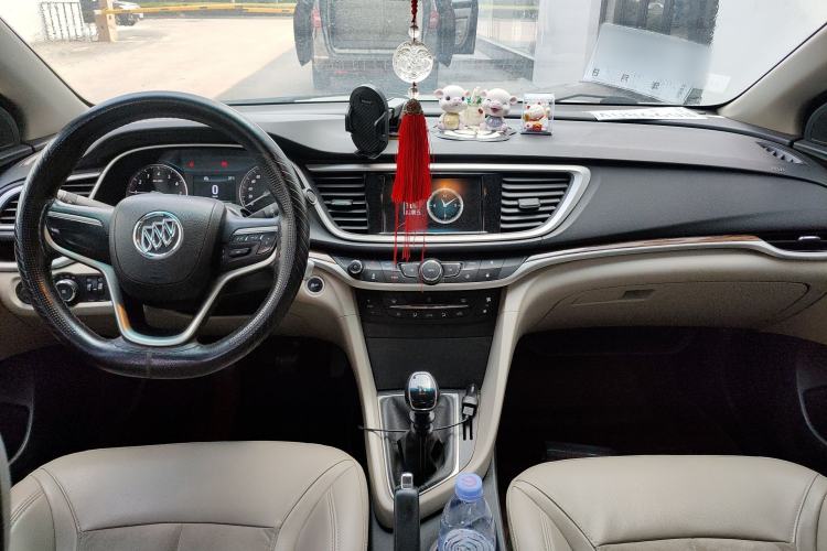 Used Buick GT 2015 15N Manual Luxury Version Center Console