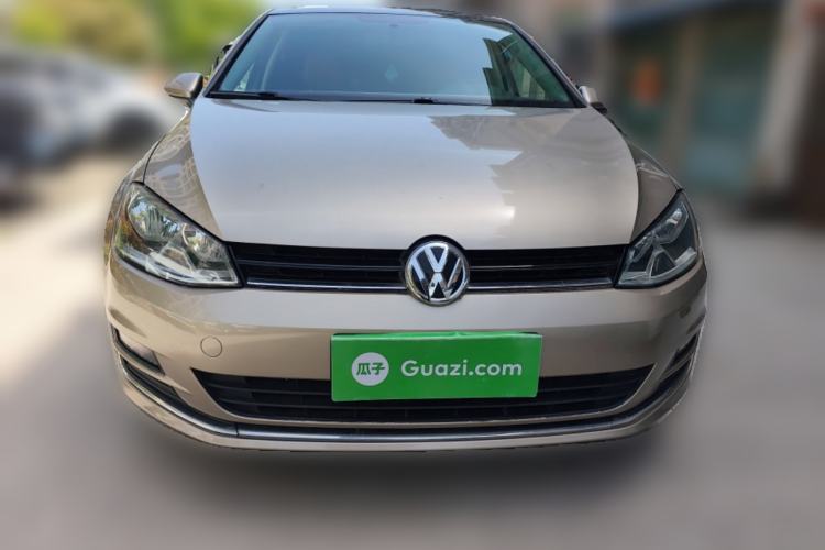 Used Volkswagen Golf 2016 230TSI Automatic Comfort Version
