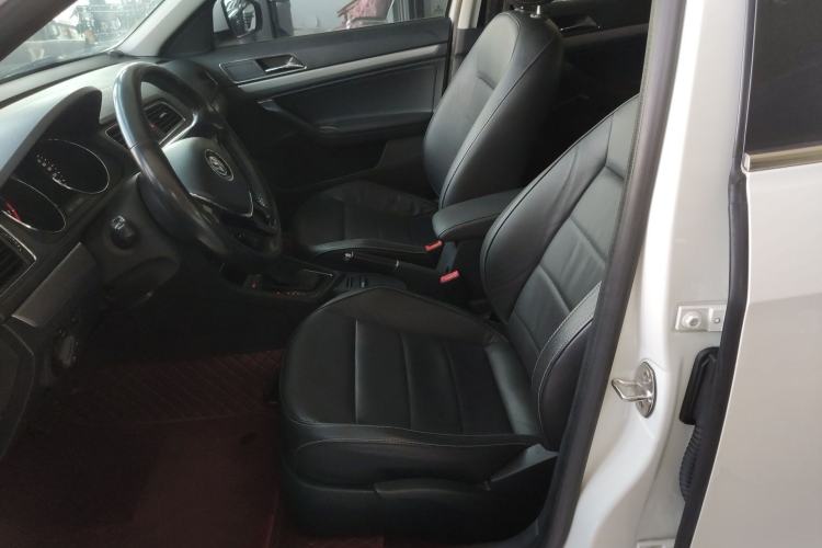 Used Volkswagen Lavida 2015 1.6L Automatic Comfort Edition Left Front Seat