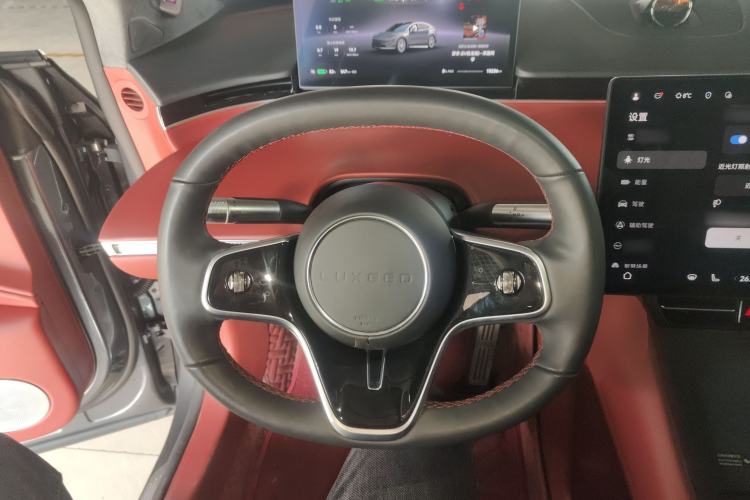 Used Hima Luxeed R7 2024 All-Electric 802 km Max