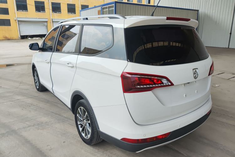 Used Baojun 730 2019 1.5T Manual Fashion Model 7-seater National V Rear Left 45 Deg