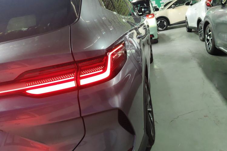 Used BYD Song PLUS New Energy 2025 EV Intelligent Driving Edition 520km Luxury Model