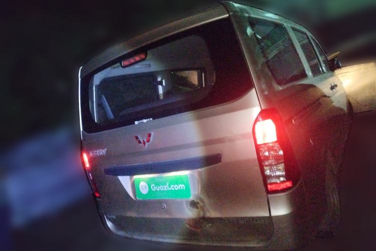 Used Wuling Rongguang V 2015 1.5L Practical Version