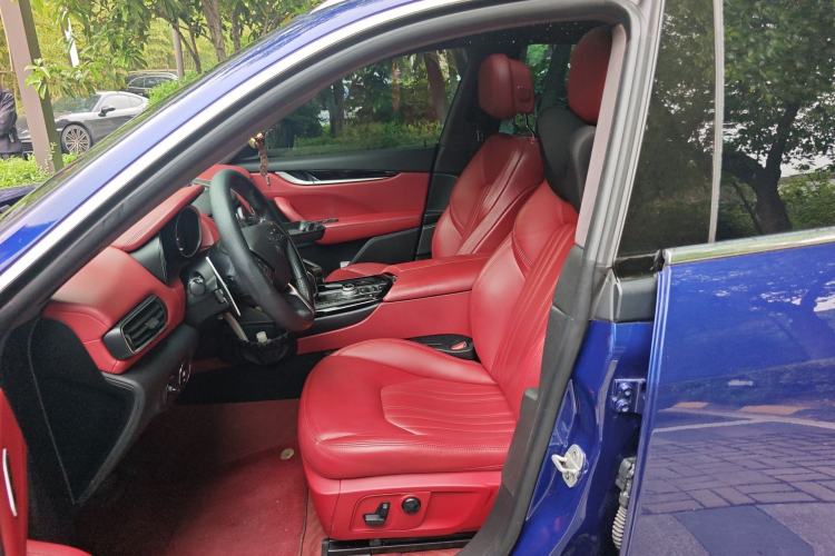 Used Maserati Levante 2016 3.0T Standard Edition Left Front Seat