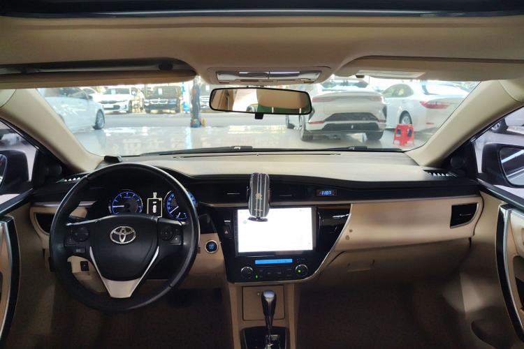 Used Toyota Corolla 2014 1.8L CVT GLX-i