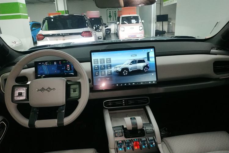 Used Formula Leopard Titanium 3 2025 501 km All-Wheel Drive Intelligent Driving Max Edition