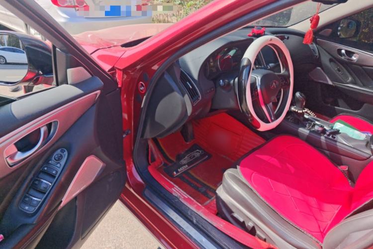 Used Infiniti Q50L 2018 2.0T Enjoyment Edition China V standard Driver Seat
