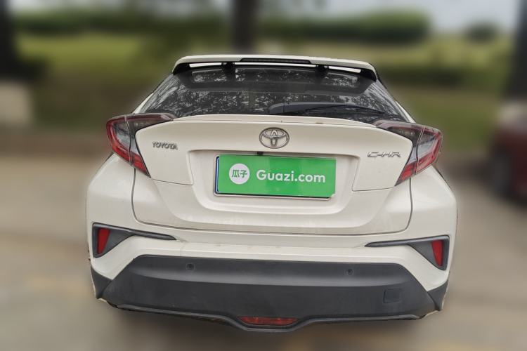 Used Toyota C-HR 2018 2.0L Luxury Edition China V Standard
