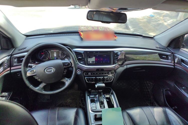 Used GAC Trumpchi GS8 2017 320T Two-Wheel Drive Luxury Smart Connectivity Version (7 Seats)