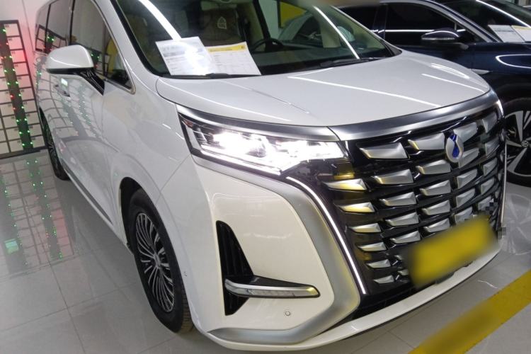 Used Denza D9 2024 DM-i 980 Four-Wheel Drive Flagship Model