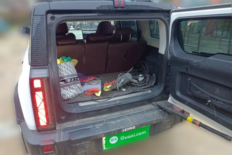 Used iCAR 03 2024 472km Four-Wheel Drive Long-Range Version Trunk