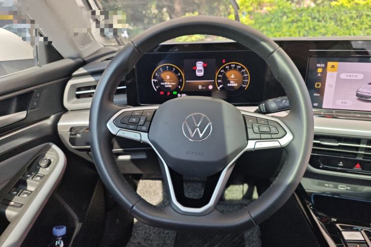 Used Volkswagen Lamando 2023 Lavida L 280TSI DSG Spicy Edition
