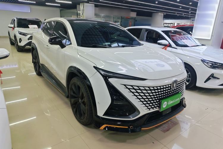 Used CHANGAN UNI-T 2022 1.5T Sport Edition Flagship Version Front Right 45 Deg