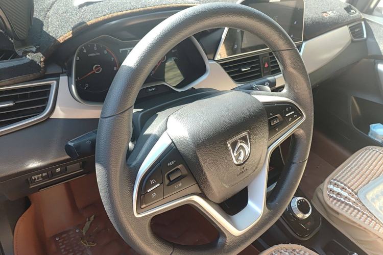Used Baojun 310W 2018 1.5L Automatic Fashion Edition China VI